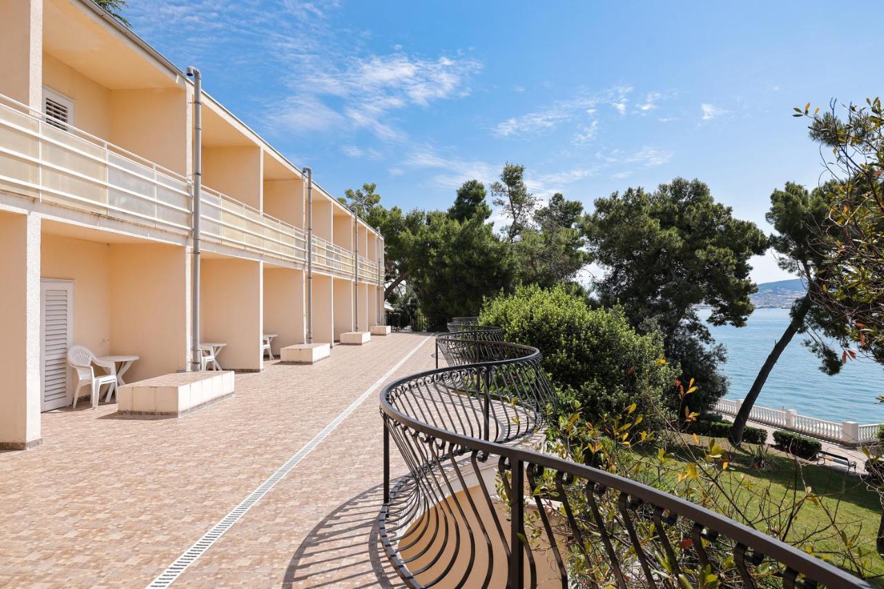Hotel Val All Inclusive Donji Seget Exteriör bild