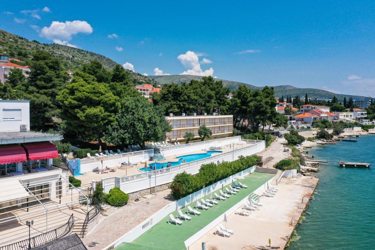 Hotel Val All Inclusive Donji Seget Exteriör bild