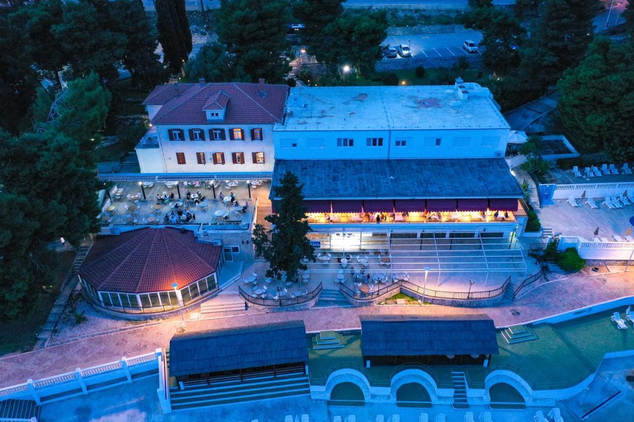 Hotel Val All Inclusive Donji Seget Exteriör bild