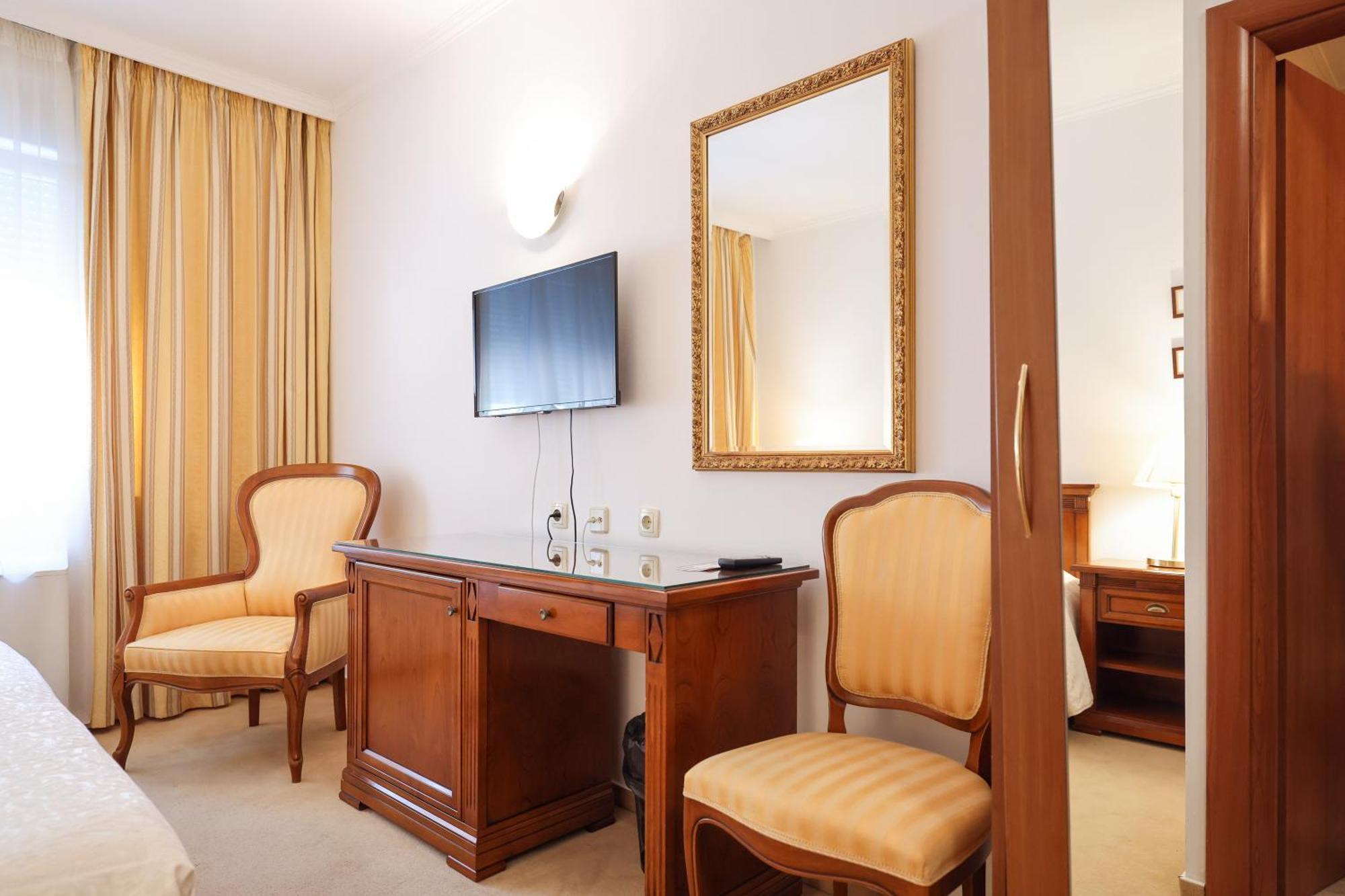Hotel Val All Inclusive Donji Seget Exteriör bild