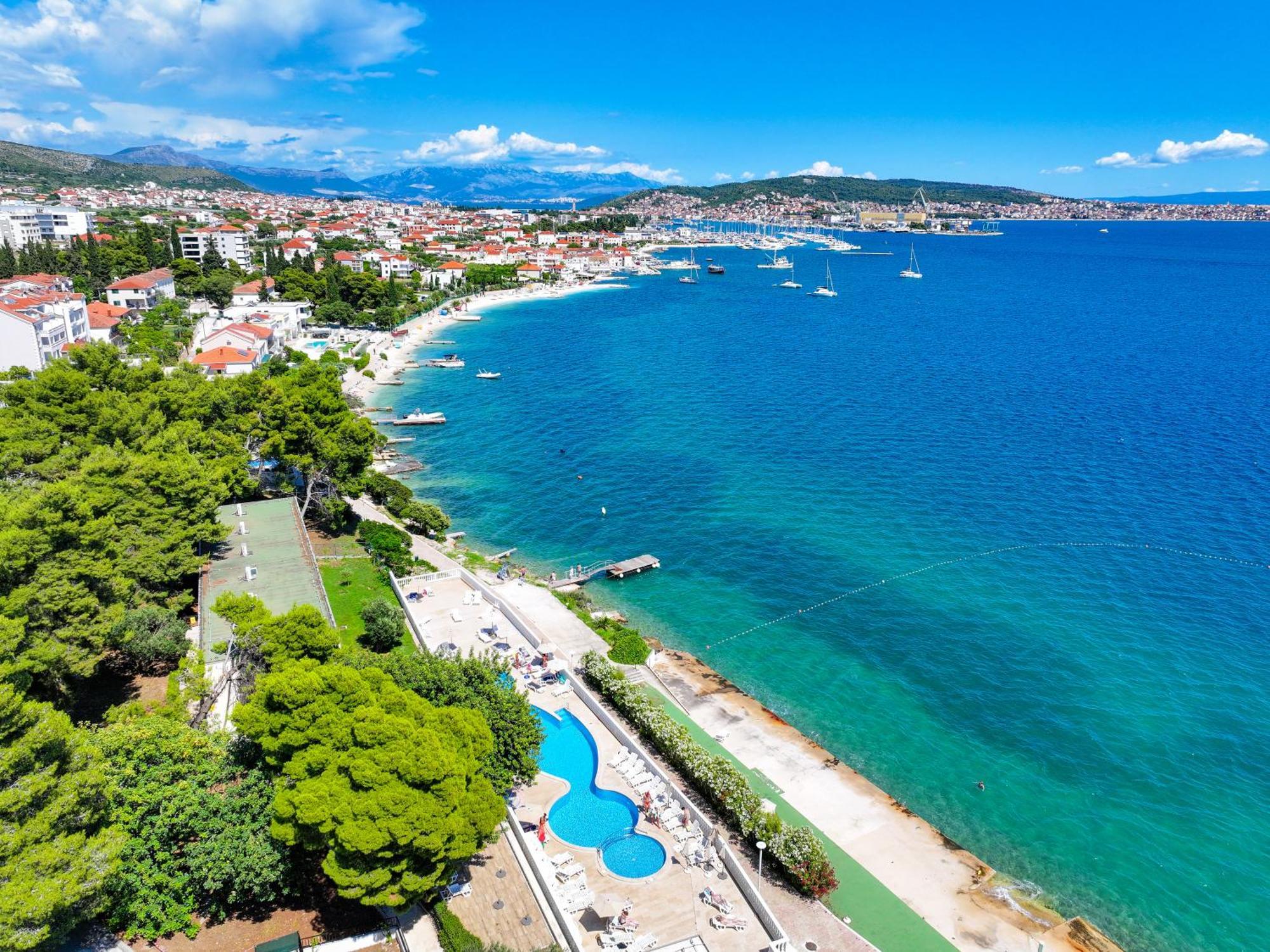 Hotel Val All Inclusive Donji Seget Exteriör bild